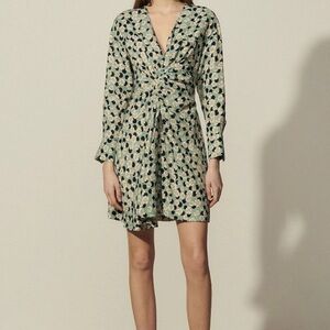 Sandro Dress. Very comfortable to wear. Size 38